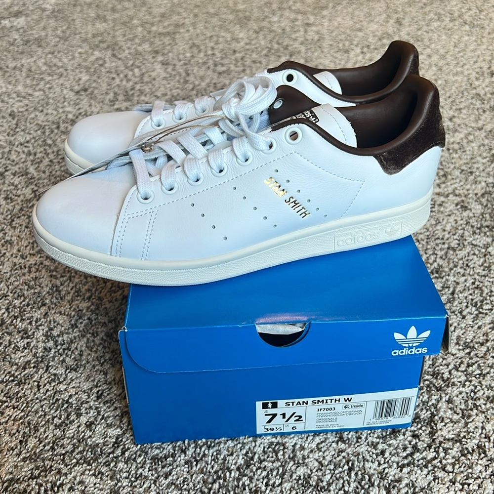 Adidas Stan Smith brown gold Sz 7.5 women